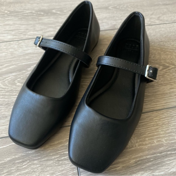 Black Ballet Shoes - Picture 7 of 7